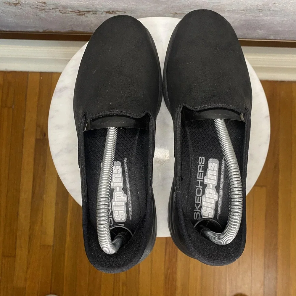 Skechers Slip-ins Shoes Womens Size 7 Black Slip On Walking Sneakers SN 136654